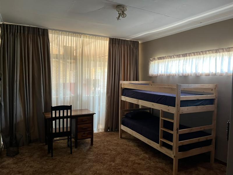 6 Bedroom Property for Sale in Koster North West